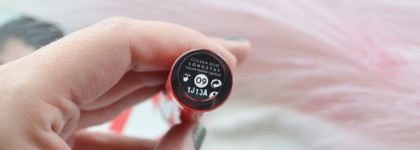 Красная - прекрасная, бюджетная Golden Rose Longstay Liquid Matte Lipstick в оттенке 09