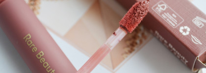 Rare Beauty Lip Soufflé Matte Cream Lipstick в оттенке Fearless - помада №1 2022 года