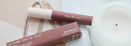 Rare Beauty Lip Soufflé Matte Cream Lipstick в оттенке Fearless - помада №1 2022 года