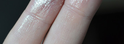 Bernovich Sparkle в оттенке x-04. Странный, но красивый