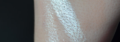 Bernovich Sparkle в оттенке x-04. Странный, но красивый