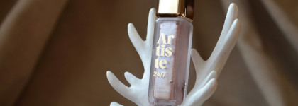 Новинка 2023: Vivienne Sabo Liquid Eyeshadow Artiste 24/7 в оттенке 01 Argent Brillant