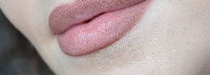 Нюдовое комбо для губ от визажиста Wayne Goss