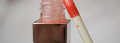 Dior Addict Lip Maximizer Hyaluronic Lip Plumper в оттенке 010 Holo Pink