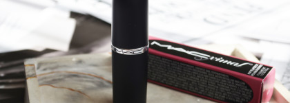 MAC macximal Matte Lipstick в оттенке Mehr - шикарный розовый нюд