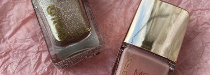 Любимый маникюрный дуэт - Catrice More than nude,12 Glowing Rose & Catrice Gold Effect, 02 Fascinating Grace