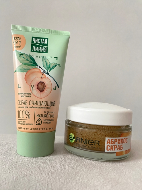 Скрабы для лица с абрикосовой косточкой: Чиcтая линия против Garnier Абрикос Скраб