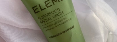 Веганский гель для умывания Superfood Facial Wash от Elemis