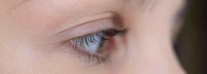 Замаскироваться в лесу с зеленой тушью L'Oreal Paradise Extatic Mascara 04 Divine Vine