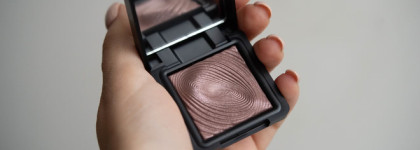Тени сухого и влажного нанесения Kiko Water Eyeshadow 202 Golden Mauve