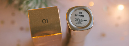 Christmas Mood: ON! Волшебная помада Kiko Magical Holiday Wow Lipstick 01 Hot red