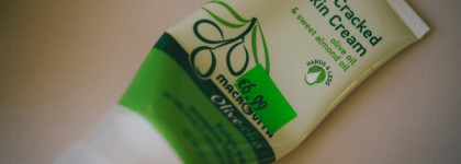 Без них не лягу спать! Лаконичная вечерняя рутина: уход за лицом, телом и губами