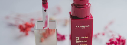 Ягодное масло для губ Clarins Lip Comfort Oil 05 (Intense Pink) и черная водостойкая тушь Clarins Wonder Perfect 4D