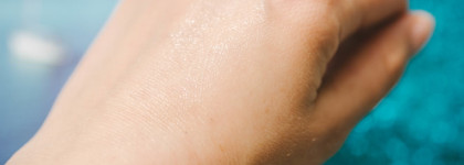 Гиалуроновая сыворотка Don't Touch my Face by Organic Kitchen от блогера Адэль