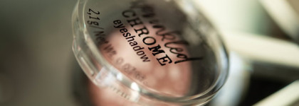 Сияшка-осыпашка-разочаровашка Essence Sprinkled Chrome оттенок Mars