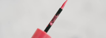 Rimmel Wonder'Swipe 2-in-1 Liner to Shadow - та самая подводка, которая еще и тени