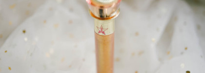 "Лунная Призма, дай мне силу!" Блеск для губ Jeffree Star The Gloss оттенок Shockwave