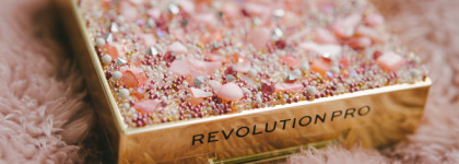 Драгоценная палетка Revolution Pro Ultimate Eye Look Palette Quartz Crush