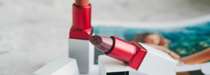 Звезды сошлись: Smashbox Be Legendary Prime & Plush Lipstick оттенки First Time и Spoiler Alert