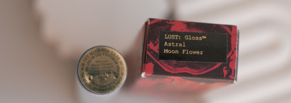 Невероятный блеск с голубым шиммером Pat Mcgrath Labs Astral Moon Flower