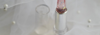 Стоит ли обратить внимание на pH помаду Essence Meta Glow?