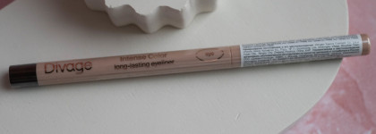 Палетка теней Divage Easy Nude Smokey и коричневый карандаш для глаз Divage Intense Color Long-Lasting 02
