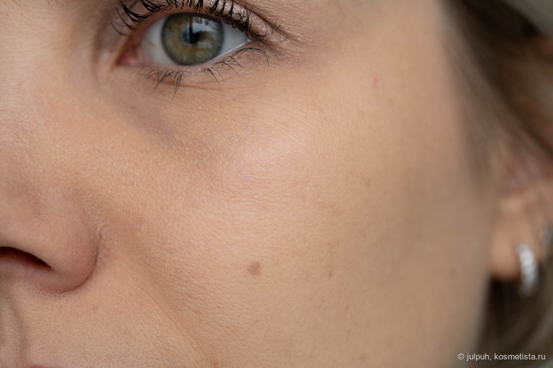 С пудрой Arive Makeup Subtle Setting Powder 01 Clear