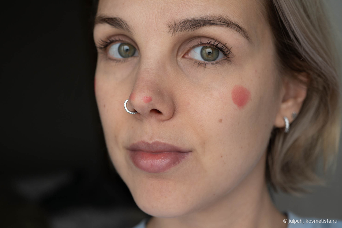С румянами Divage Blush Stick в оттенке 02 Candy