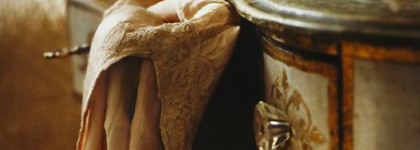 Volare Oriflame. Будуар ночной бабочки из средневекового Парижа