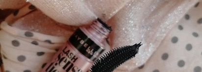Легенда, которая меня разочаровала - тушь Maybelline Lash Sensational Веерный объем в классическом черном оттенке