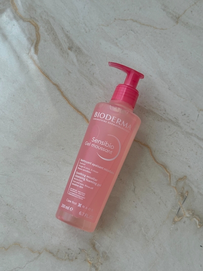 Самая популярная умывашка блогеров и дерматологов – Bioderma Sensibio Gel moussant