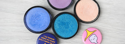 Моя сборная палетка Essence My Must Haves Palette с тенями в оттенках 10, 14, 22 и 23