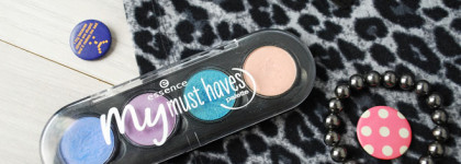 Моя сборная палетка Essence My Must Haves Palette с тенями в оттенках 10, 14, 22 и 23