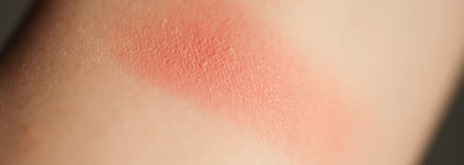 Румяна для лица Powder Blush от MAC в оттенке Melba, или как придать отдохнувший вид загорелой коже