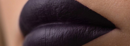 Черничное варенье или жидкая матовая помада Influence Beauty Mattrix в оттенке 12 Anti-matter