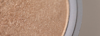 Лучше сверкать, чем сомневаться. The Balm Хайлайтер Mary Lou Manizer