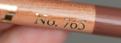 Карамельный карандаш для губ Miss Tais lip pencil под номером 765