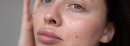 Beauty Bomb Romecore Gossip Girl помада- бальзам в оттенке 01 Serena, холодный карамельный