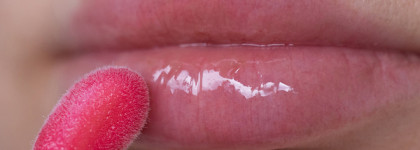 Клубничный кисель Beautydrugs Berry Lips Oil 01 Strawberry Масло для губ
