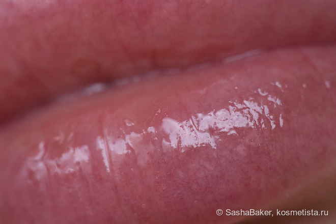 Клубничный кисель Beautydrugs Berry Lips Oil 01 Strawberry Масло для губ
