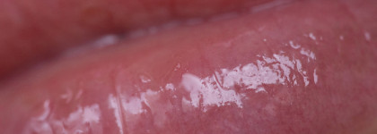 Клубничный кисель Beautydrugs Berry Lips Oil 01 Strawberry Масло для губ
