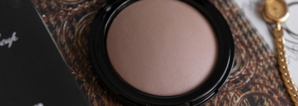 Беспроблемный Romanovamakeup Sexy Sculpting Powder в единственном оттенке Sexy
