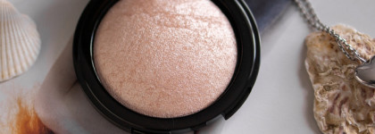 Romanovamakeup Sexy Powder Highlighter в оттенке Diamond. Измельченный жемчуг, растертый в бархате