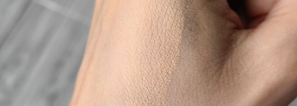 Консилер-стик Soda #wonderwoman color fixing concealer 001