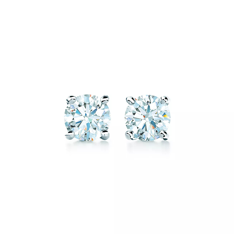 Селена Гомес. Серьги Tiffany & Co. Solitaire Diamond Stud Earrings