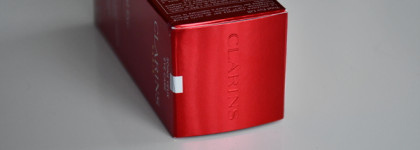 С широко открытыми глазами. Концентрат с эффектом лифтинга для кожи вокруг глаз Clarins Total eye Lift