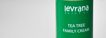 «Заверните два!». Мой внезапный маст-хэв для проблемной кожи Levrana tea tree family cream