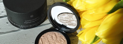 Rouge Bunny Rouge Светоотражающая пудра для лица Highlighting Powder #066 Goddess