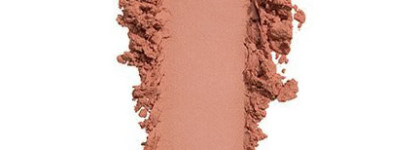 Under the sea: новая летняя коллекция макияжа от Кайли Дженнер