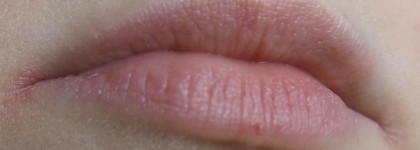 Два представителя Tarte Color splash lipstick